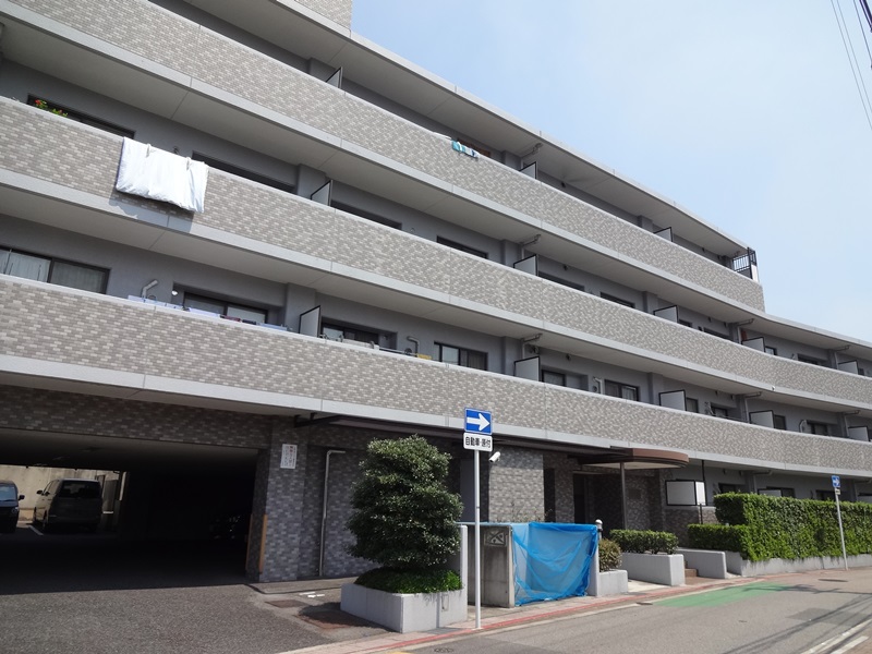 植田中央パーク・ホームズ