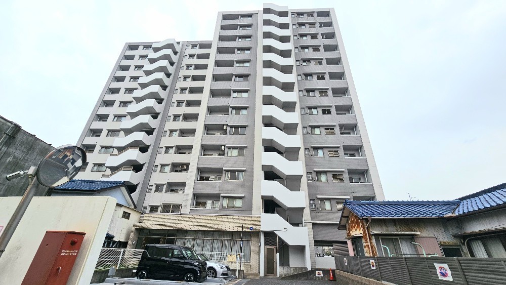 キャッスルハイツ半田中町 画像1