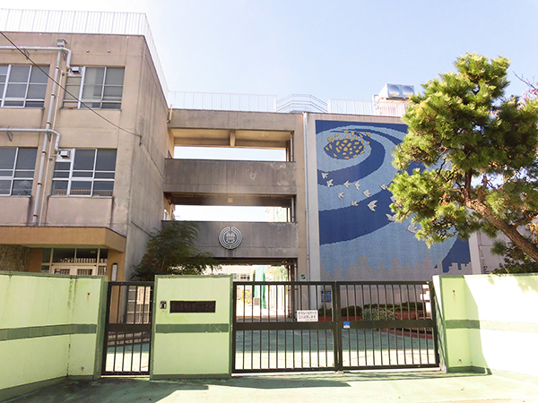 豊田小学校 画像