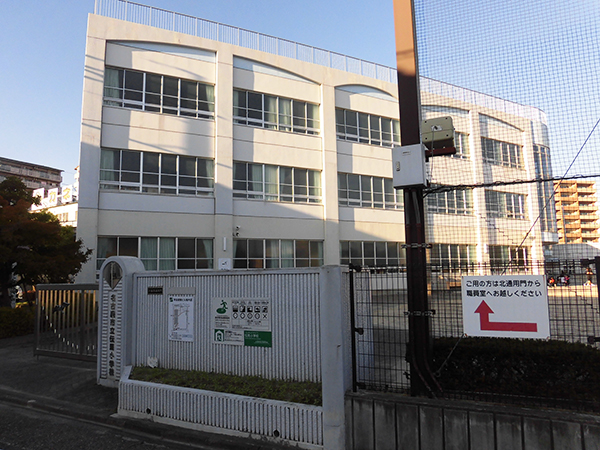 伝馬小学校 画像