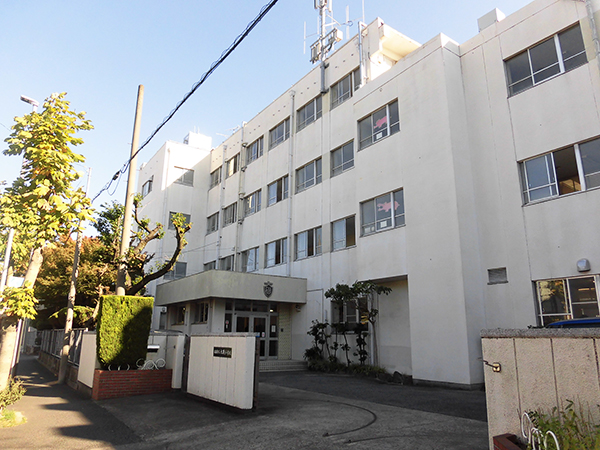 大磯小学校 画像
