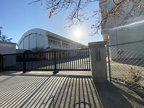 六ツ美南部小学校 画像