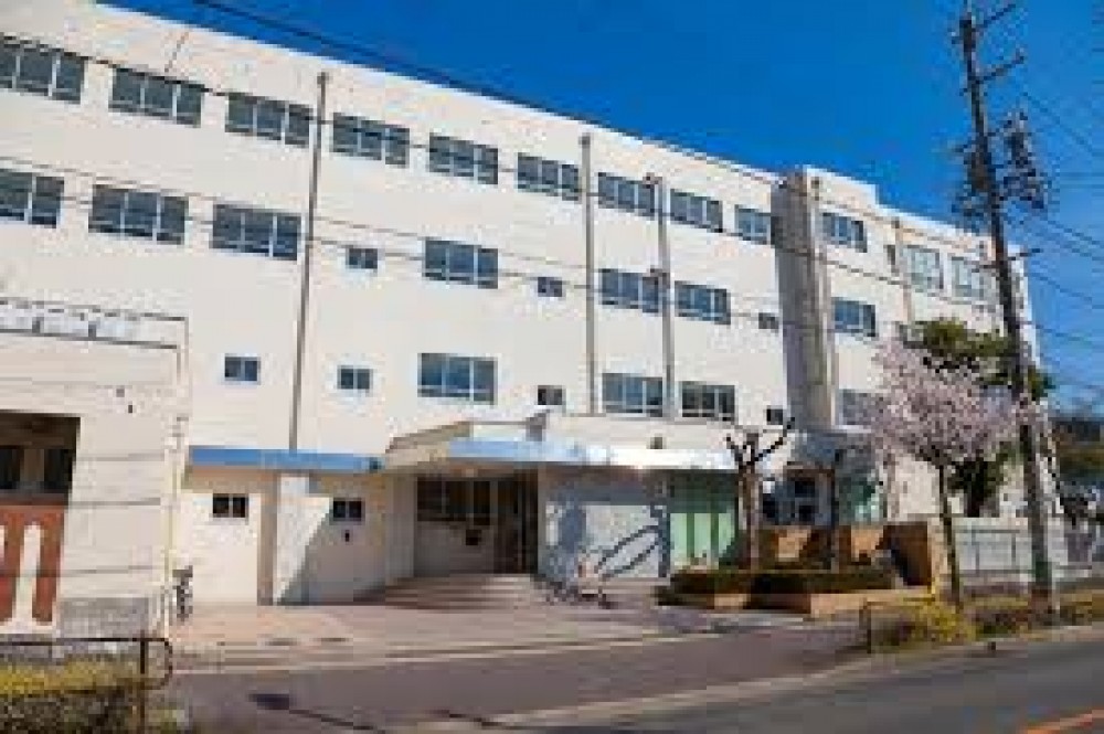 高見小学校 画像