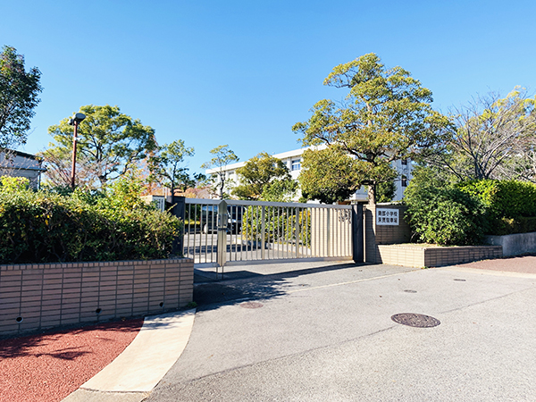 南部小学校 画像