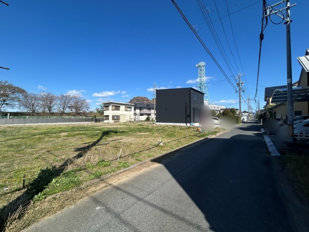 南面道路接面につき陽当たり良好♪