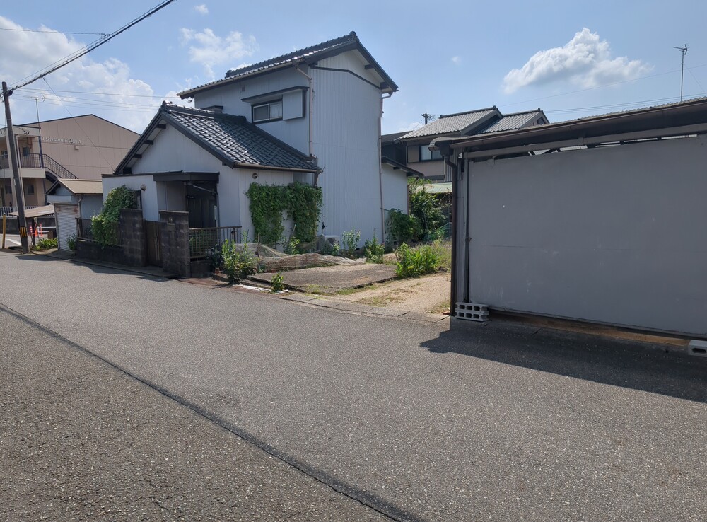 小中学校まで徒歩15分圏内で安心！