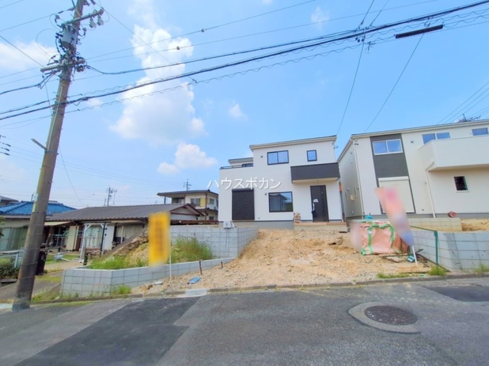 最寄りバス停まで徒歩約1分です👣