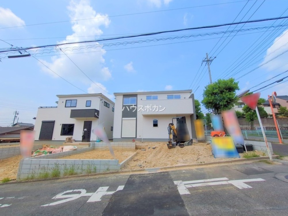 最寄りバス停まで徒歩約1分です👣