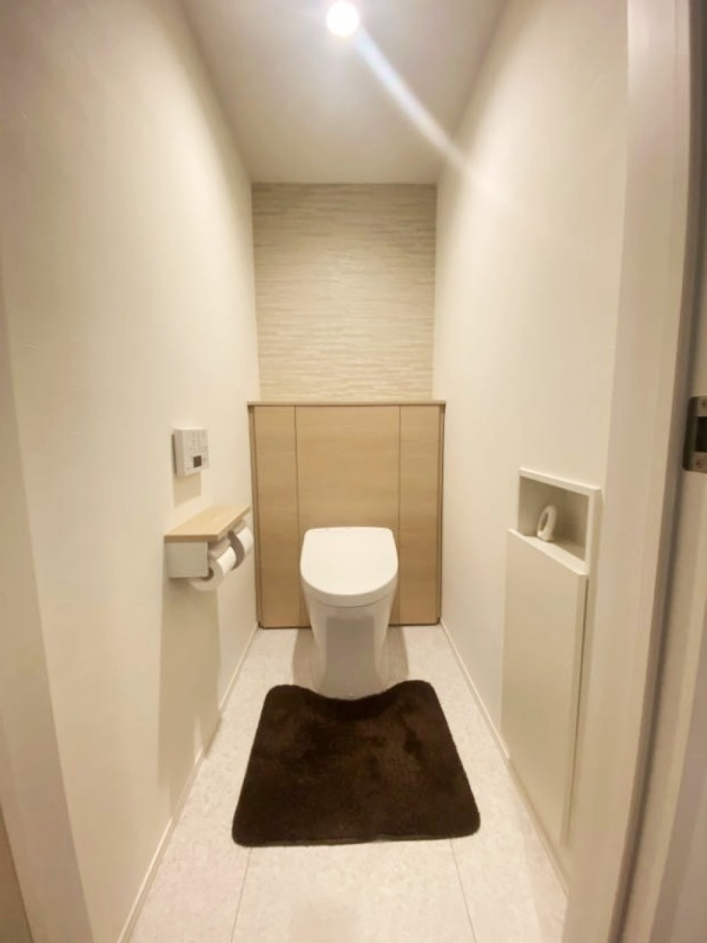 トイレは各階にございます。