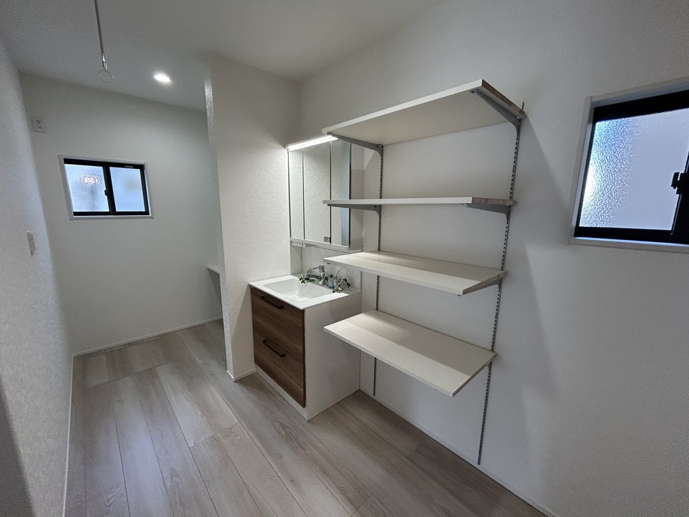 豊田市畝部東町　第4　全2棟　1号棟 画像8