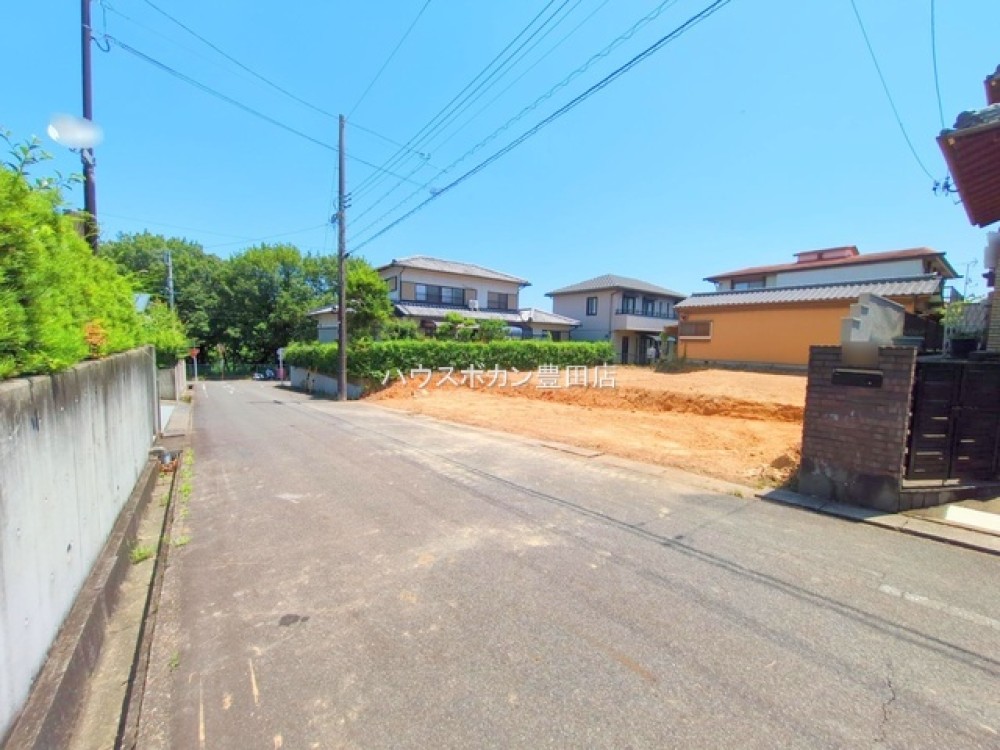 愛知郡東郷町白鳥三丁目　第8　全2棟　2号棟 画像3