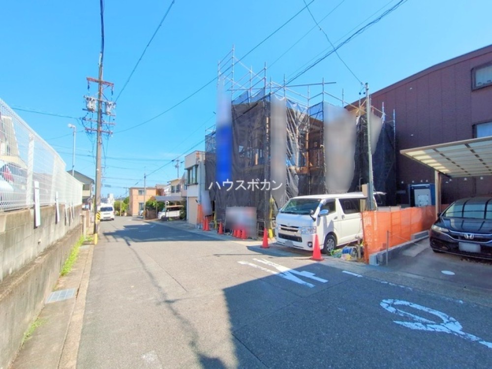 前面道路広々！