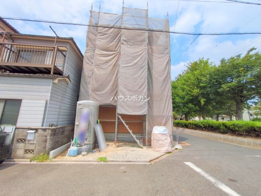現在建築中！