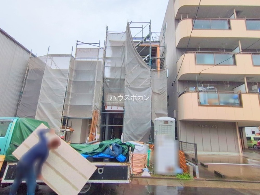 現在建築中！
