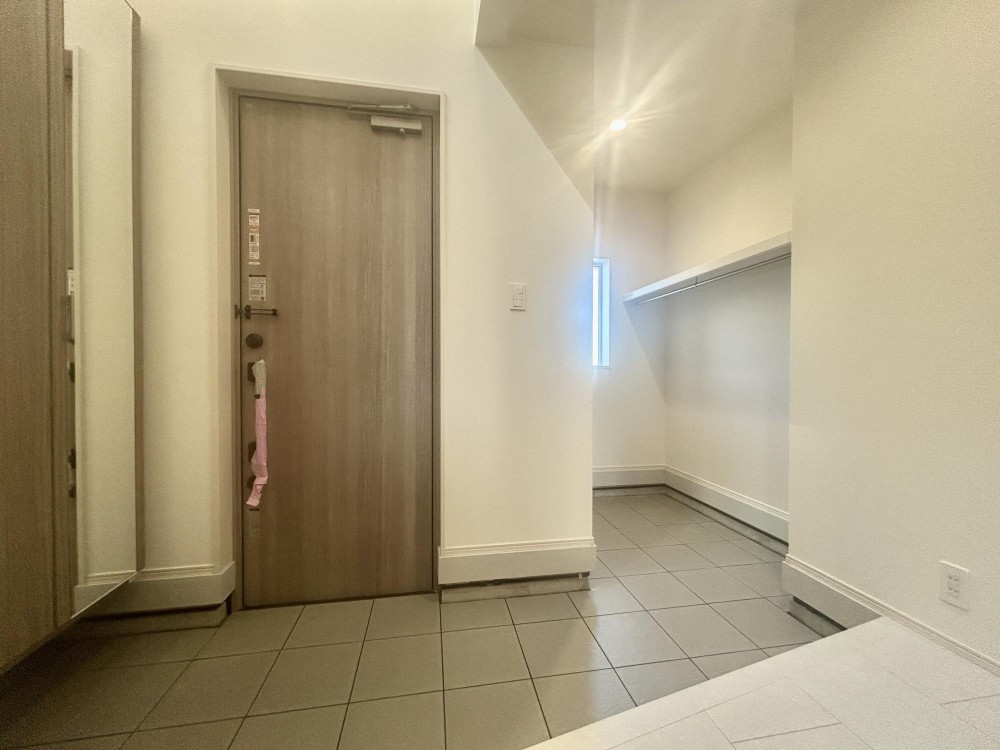 玄関、土間収納