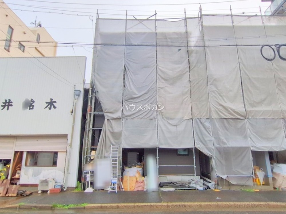 現在建築中！