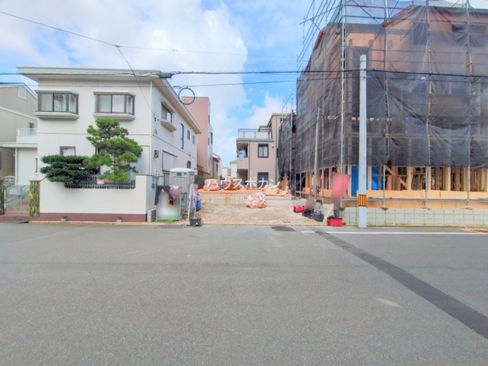 現在建築中！