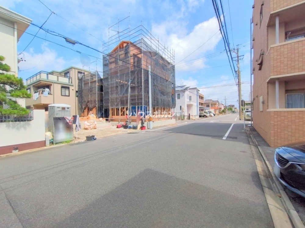 前面道路広々！