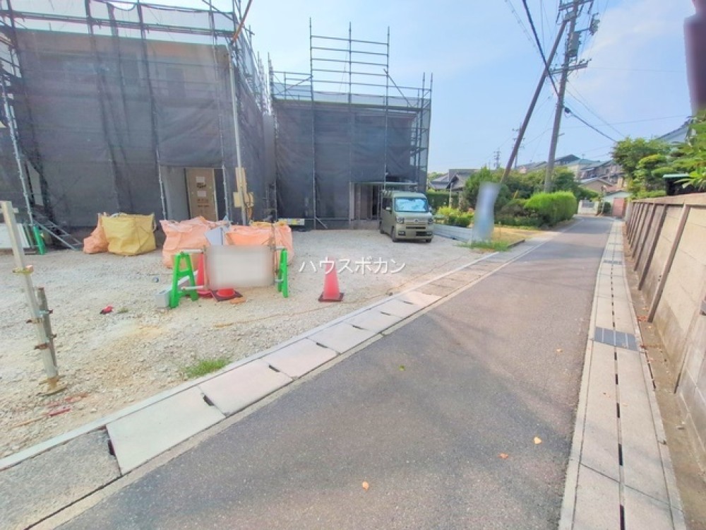 現在建築中！