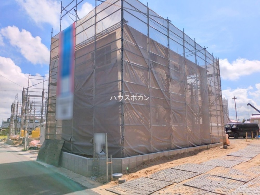 現在建築中！