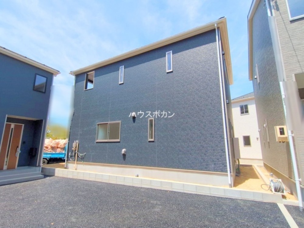 現在建築中！