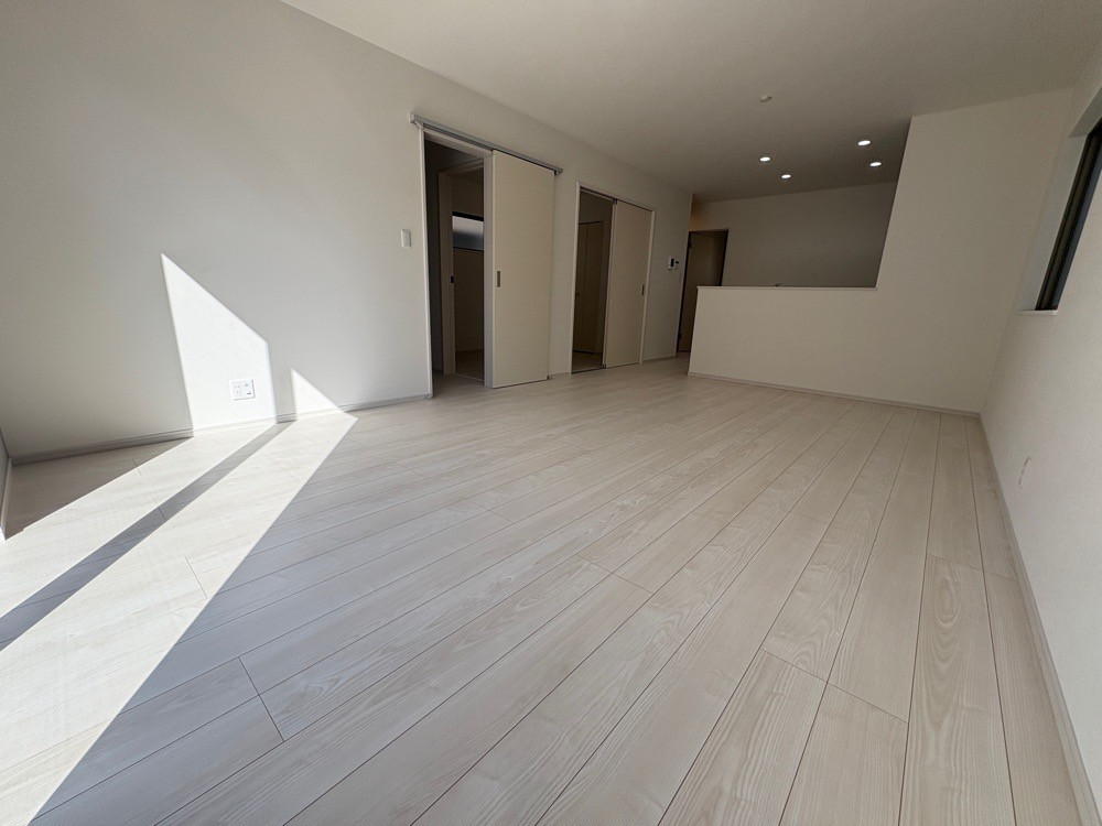 豊橋市柱二番町　2期　全3棟　2号棟 画像4