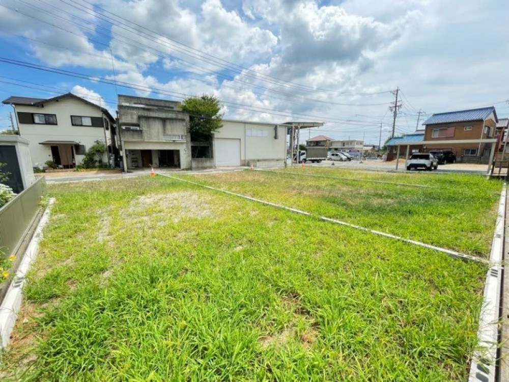 徒歩圏内に生活施設が充実した住環境♪