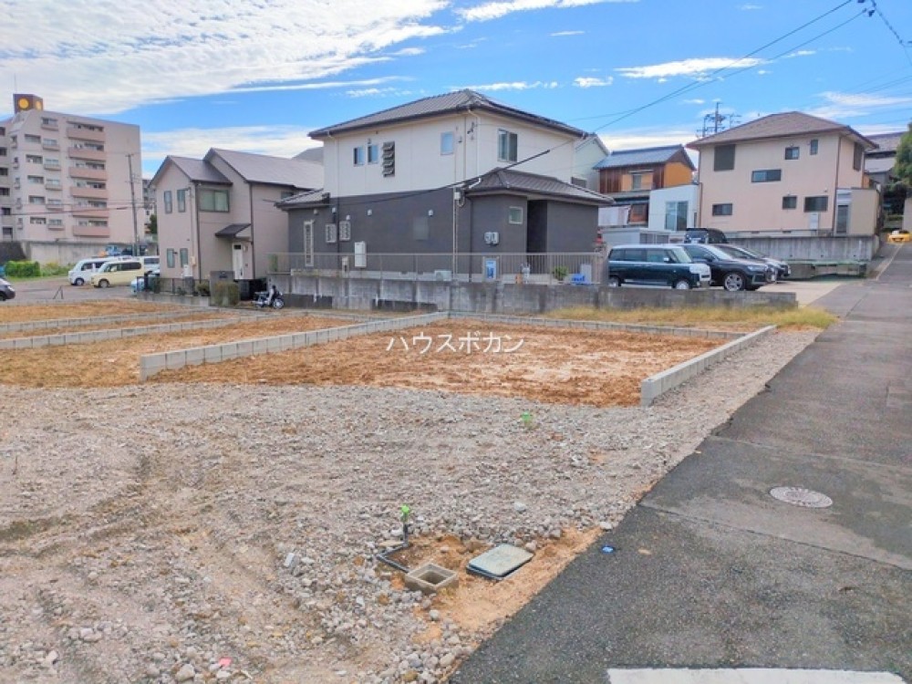 コンビニ・スーパー徒歩圏内！