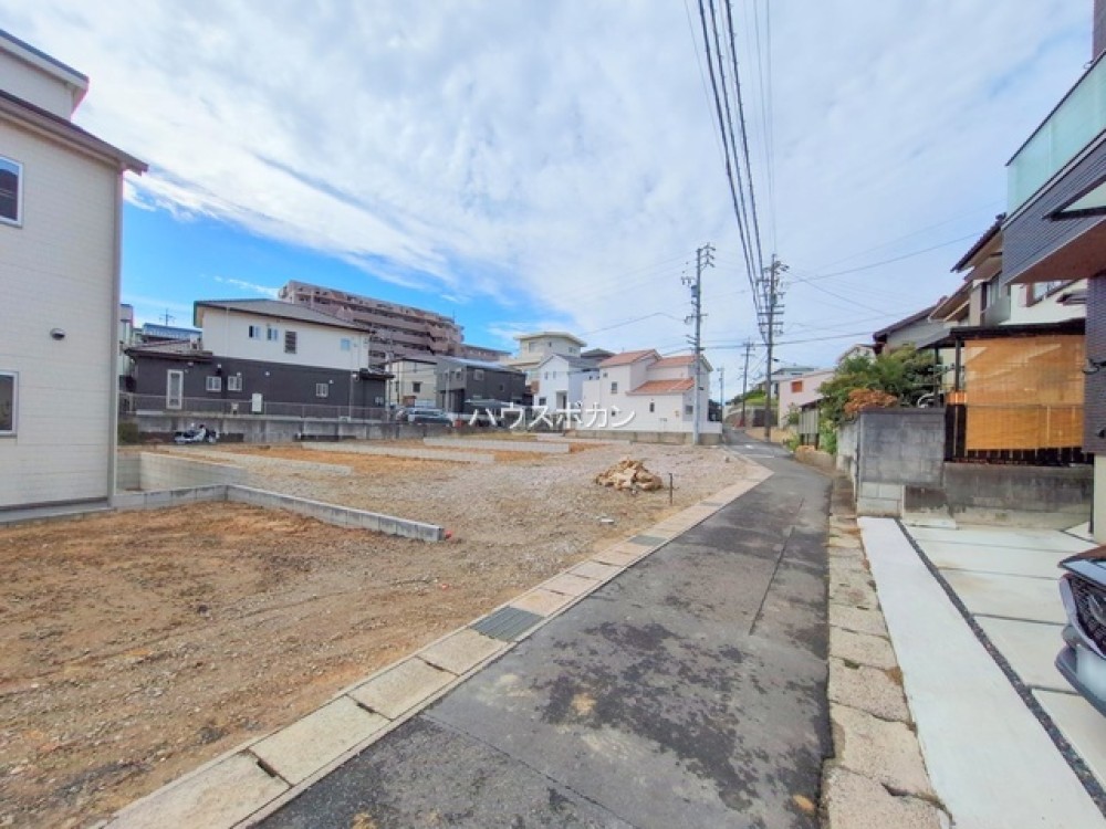 コンビニ・スーパー徒歩圏内！