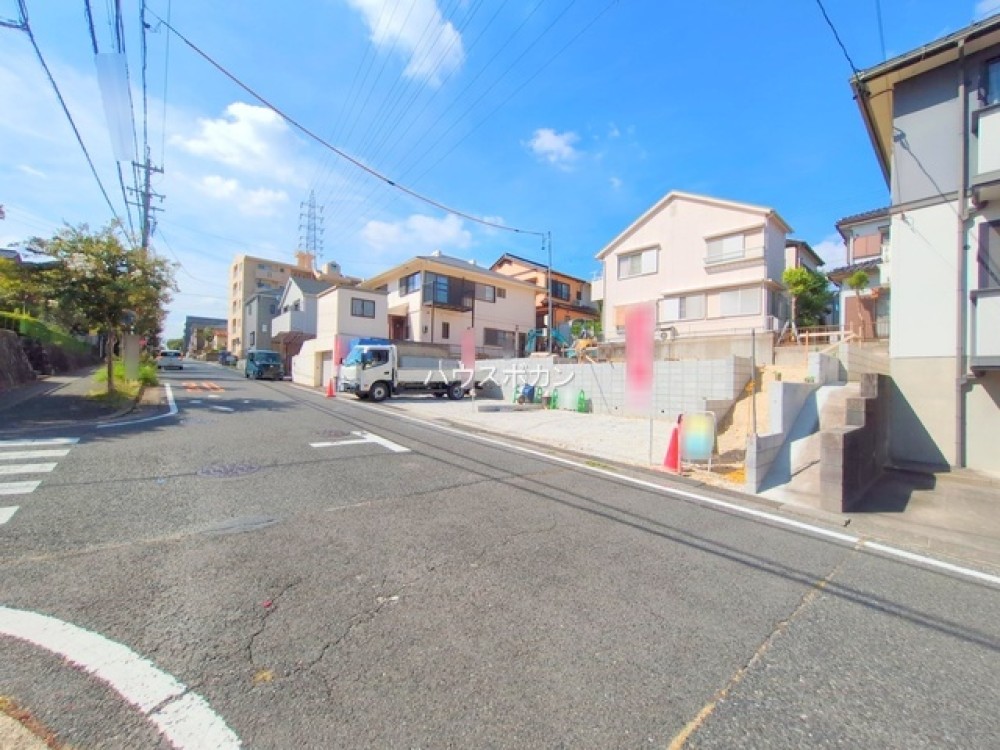 前面道路広々！