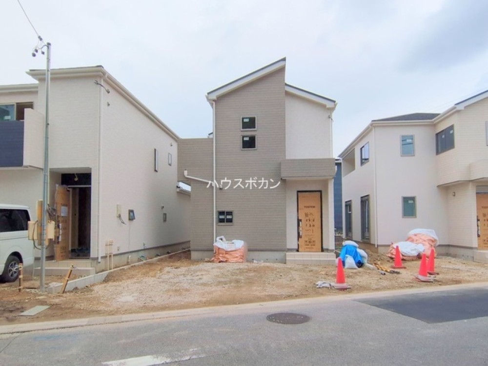 岡崎市矢作町　全3棟 2号棟 画像1