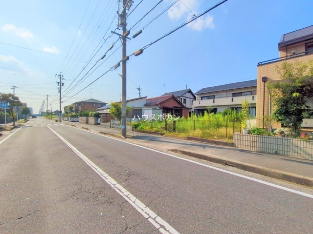 前面道路広々！