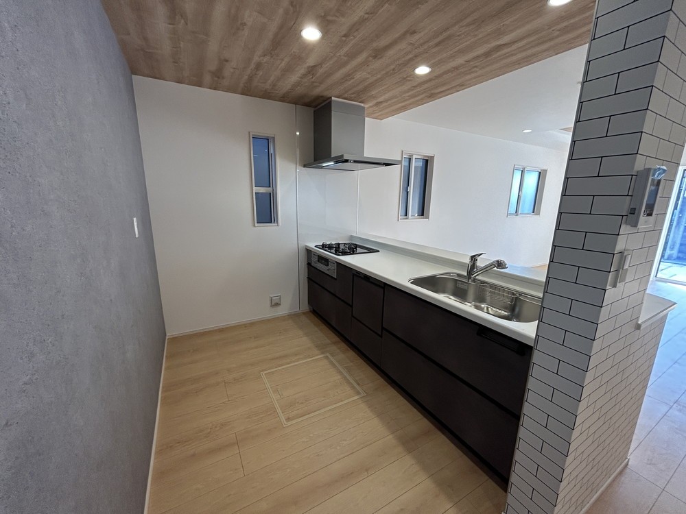 豊田市水源町　2期　全2棟　1号棟 画像6