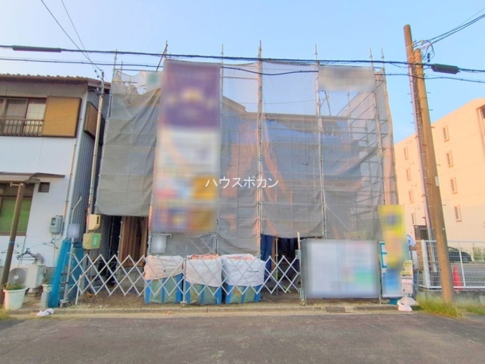 スーパーまで徒歩約5分です◎