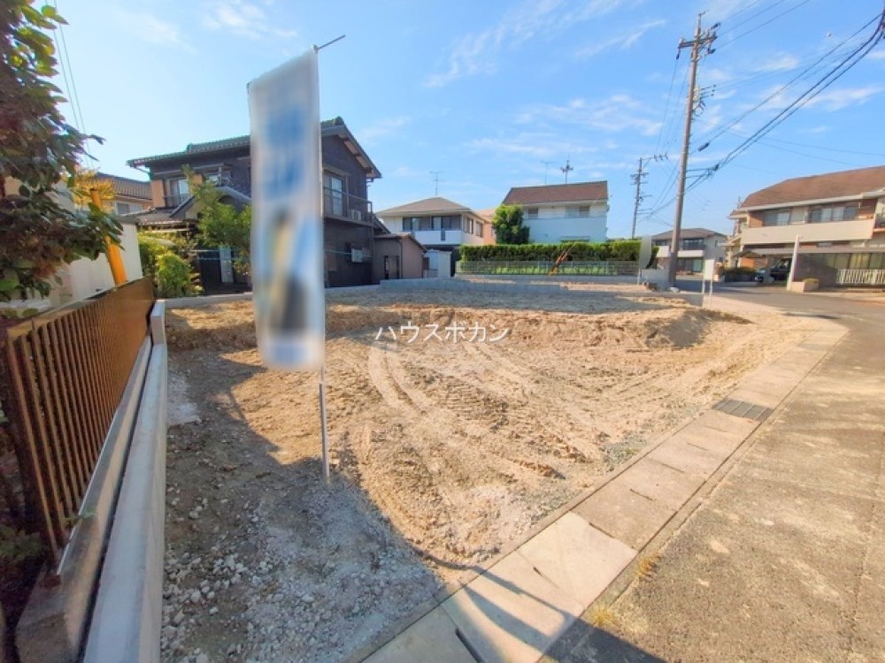 最寄り駅は、名鉄常滑線「寺本」駅！