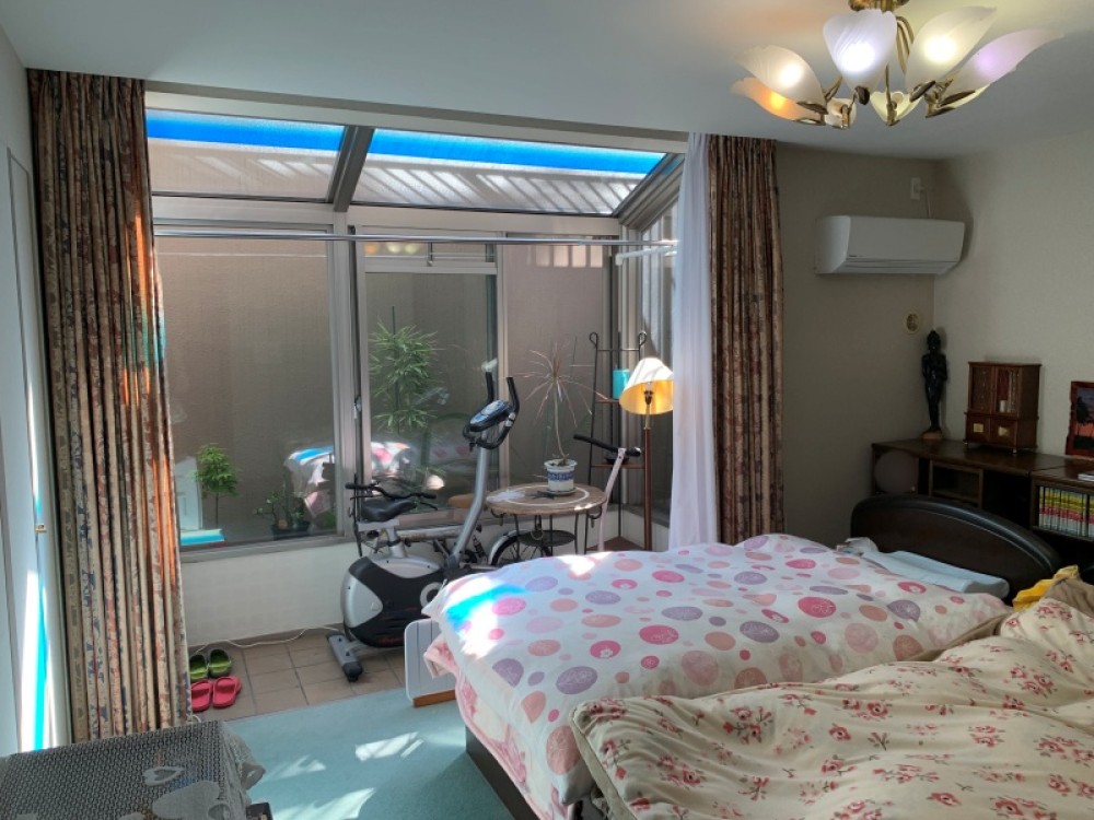 シンプルデザインの内装です。