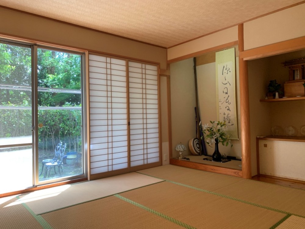 客間として使用できる和室もあります。