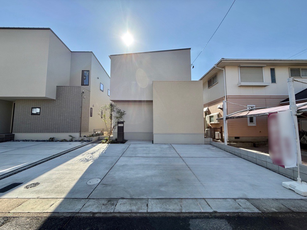 みよし市三好丘緑一丁目　全2棟　A棟 画像1