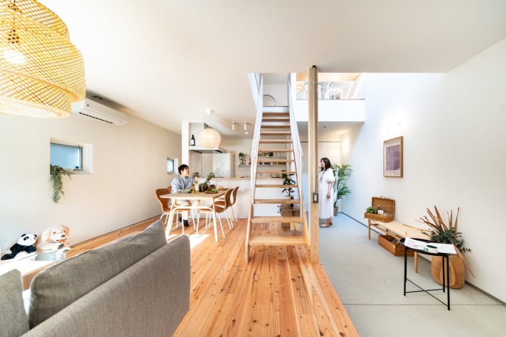 シンプルでナチュラルな内装です。