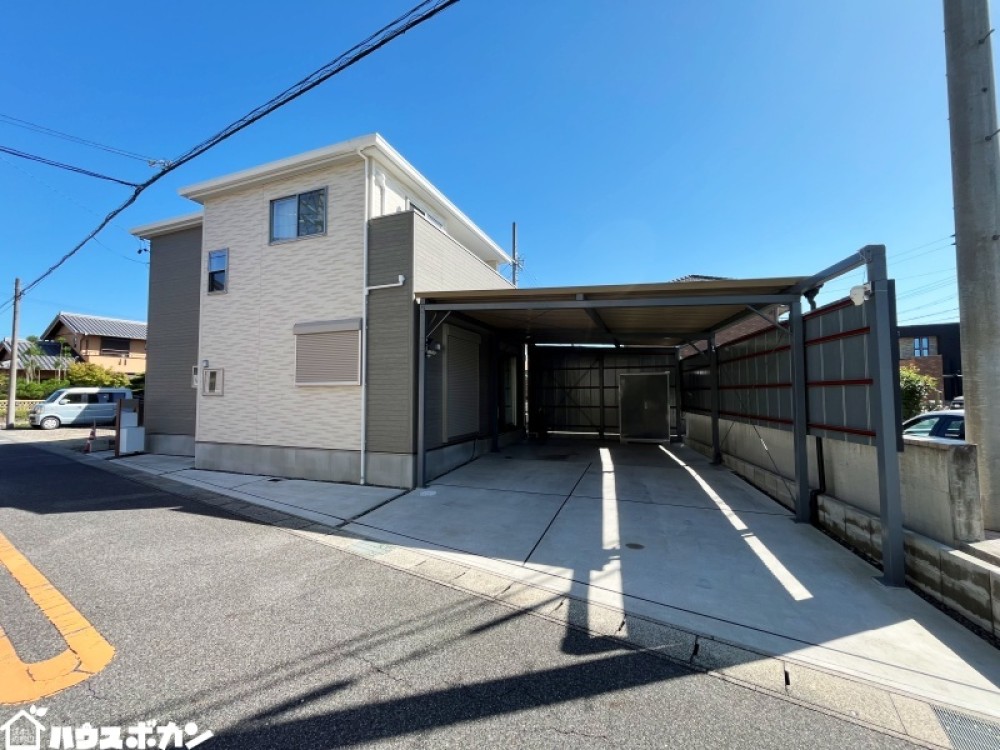 2023年10月建築の築浅物件！