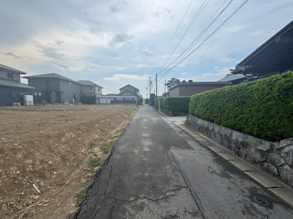 間口約10m以上！駐車も楽々！