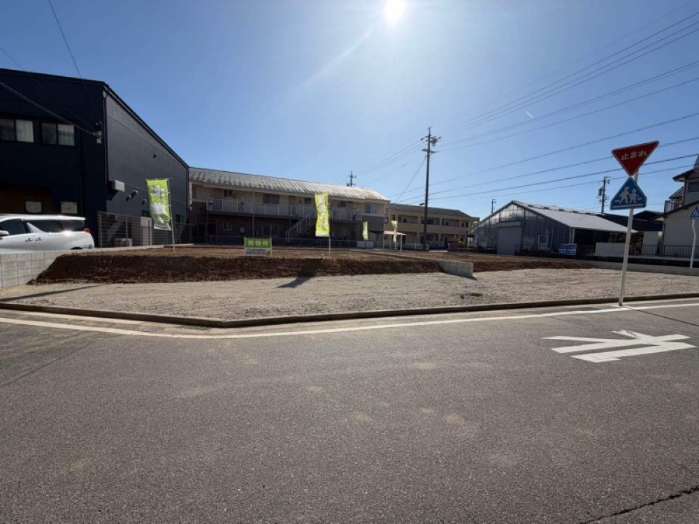 周辺環境充実！お買い物にも便利な立地♪