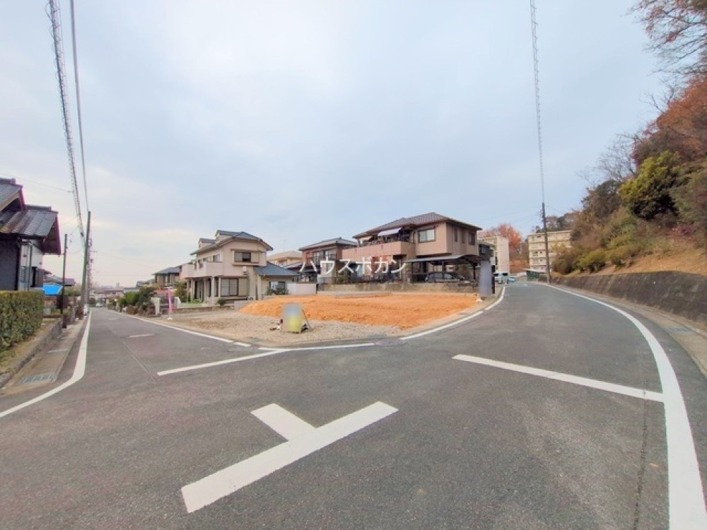 小学校まで徒歩約10分圏内☆