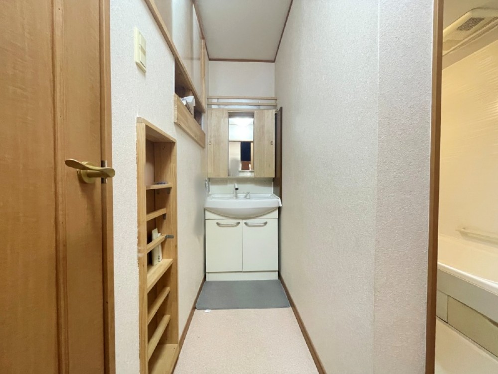 コンパクトな洗面台です。