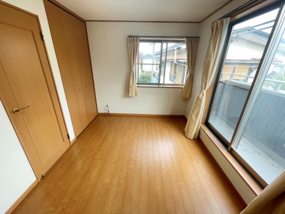 シンプルでナチュラルな内装デザインです。