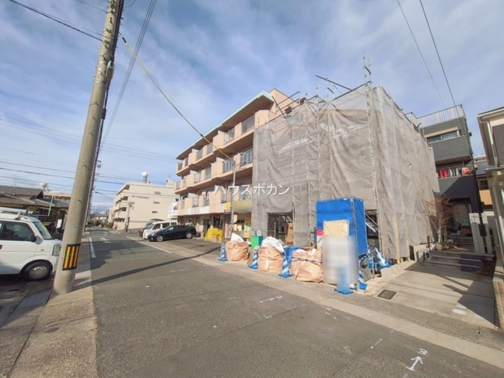 前面道路広々！