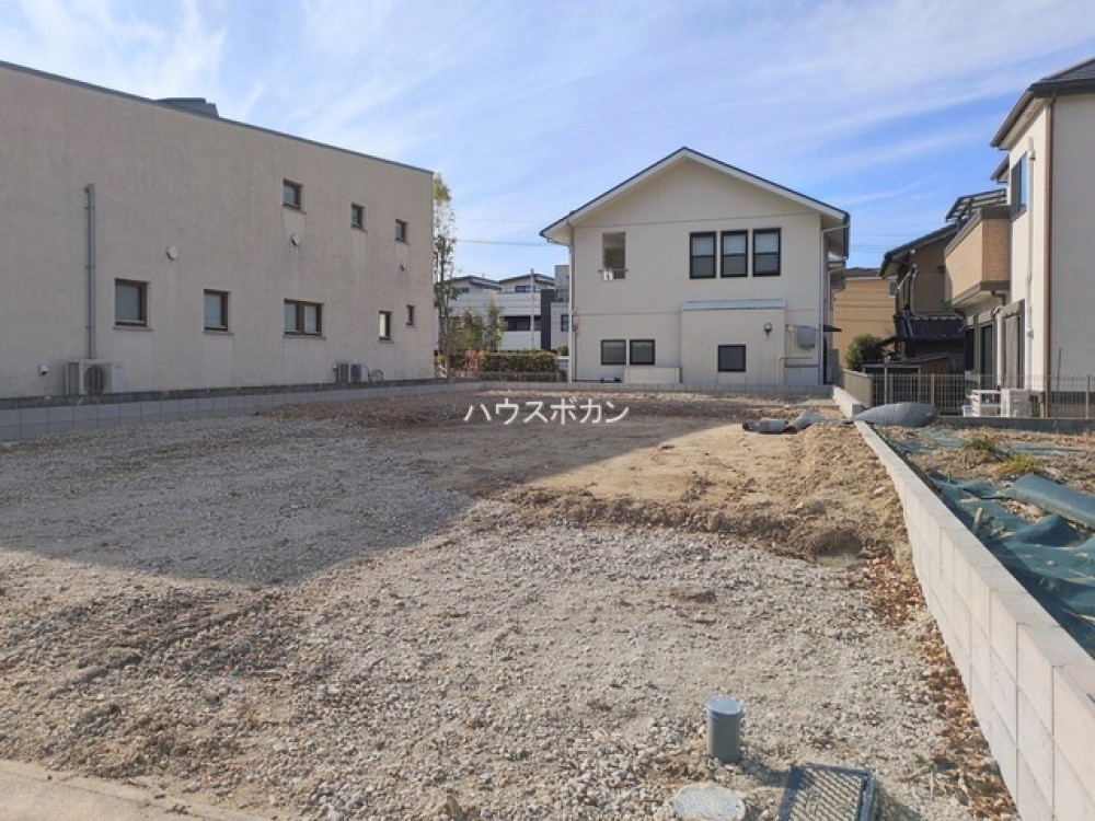 小・中学校共に徒歩約15分圏内！