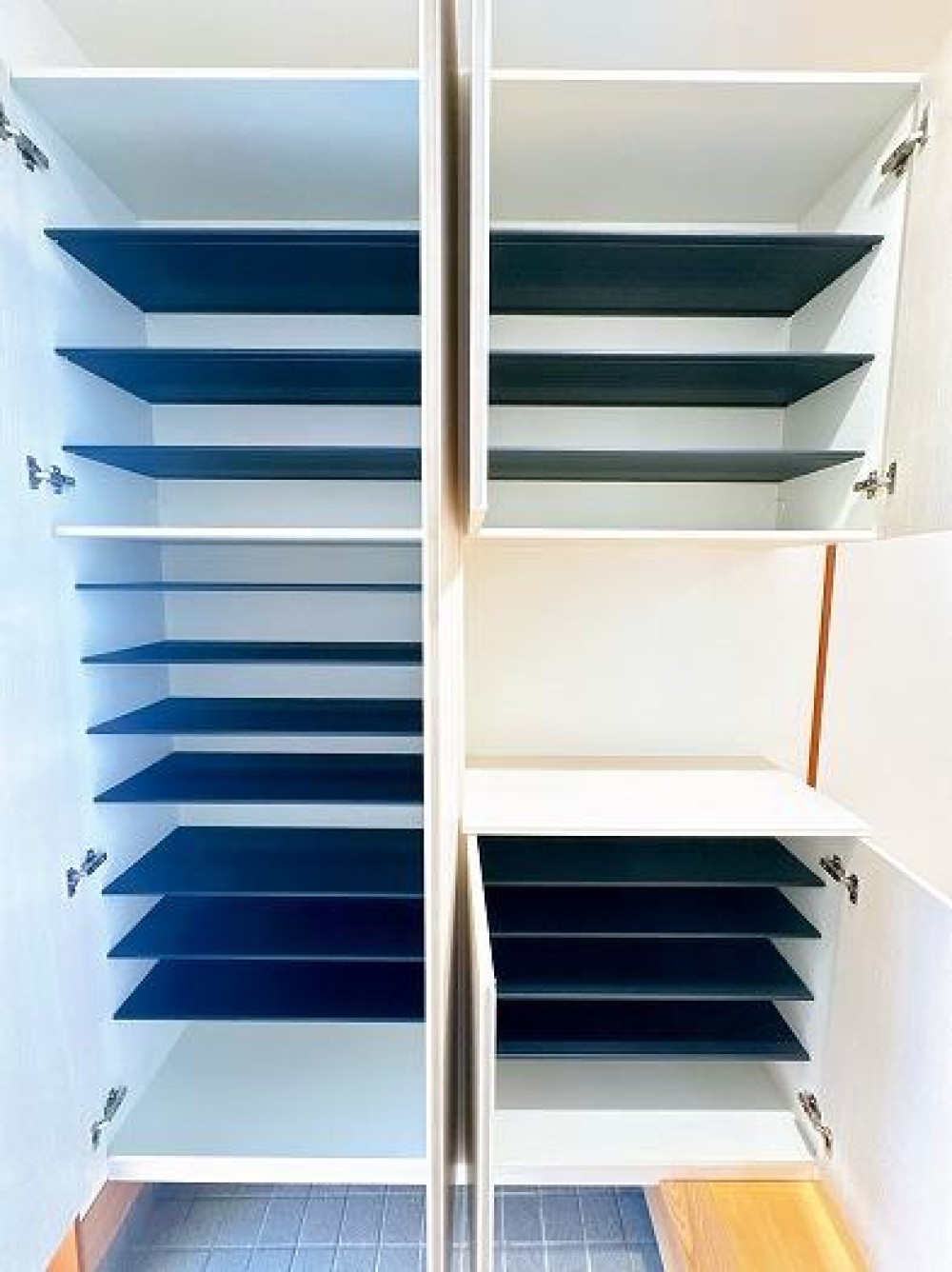 シューズボックス