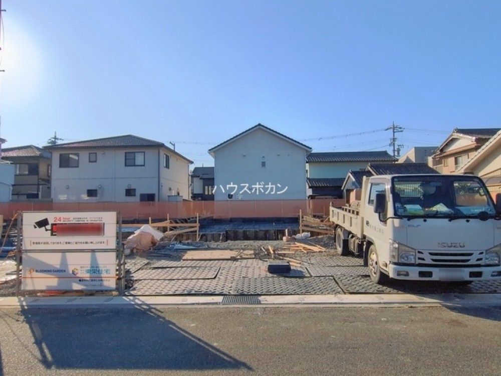 前面道路6ｍ以上！