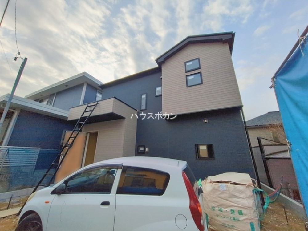 広々リビング、収納充実！